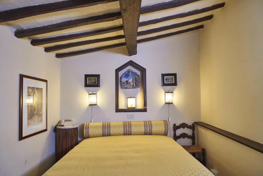 Hotel Residenza D'Epoca Eremo Delle Grazie Monteluco Zimmer foto